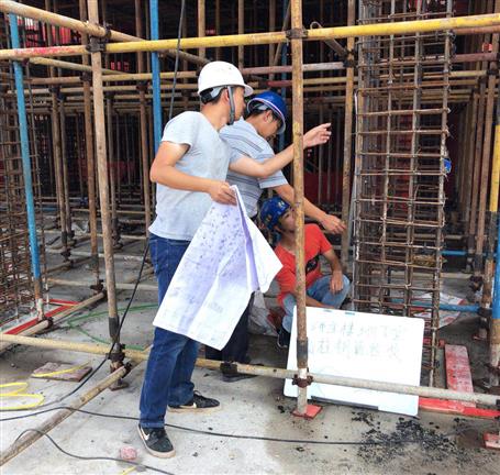 桂華分公司：堅守崗位，端午節(jié)建設(shè)工地不停歇