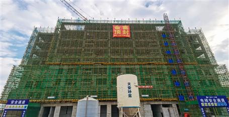 桂鴻分公司承建的一區(qū)外項目順利封頂