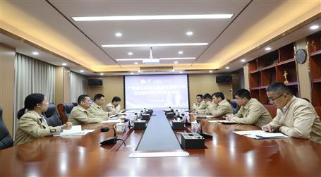 覃振華：青年員工要有格局、有能力、有擔(dān)當(dāng)