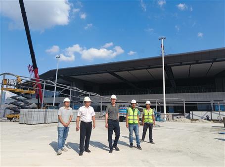 何勇到冶建桂華分公司項(xiàng)目開展國慶節(jié)、中秋節(jié)前檢查